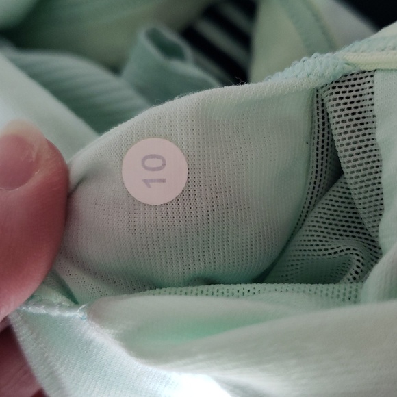 Lululemon Athletica Run Back On Track Tank Top Women 10 Mint Moment Black Stripe - Picture 14 of 14